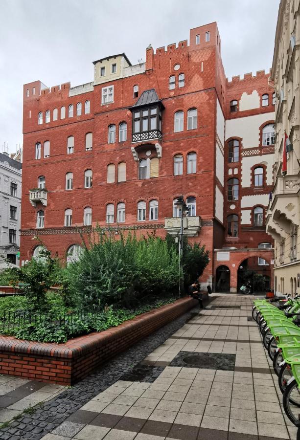 Ili Apartment Budapest Eksteriør bilde